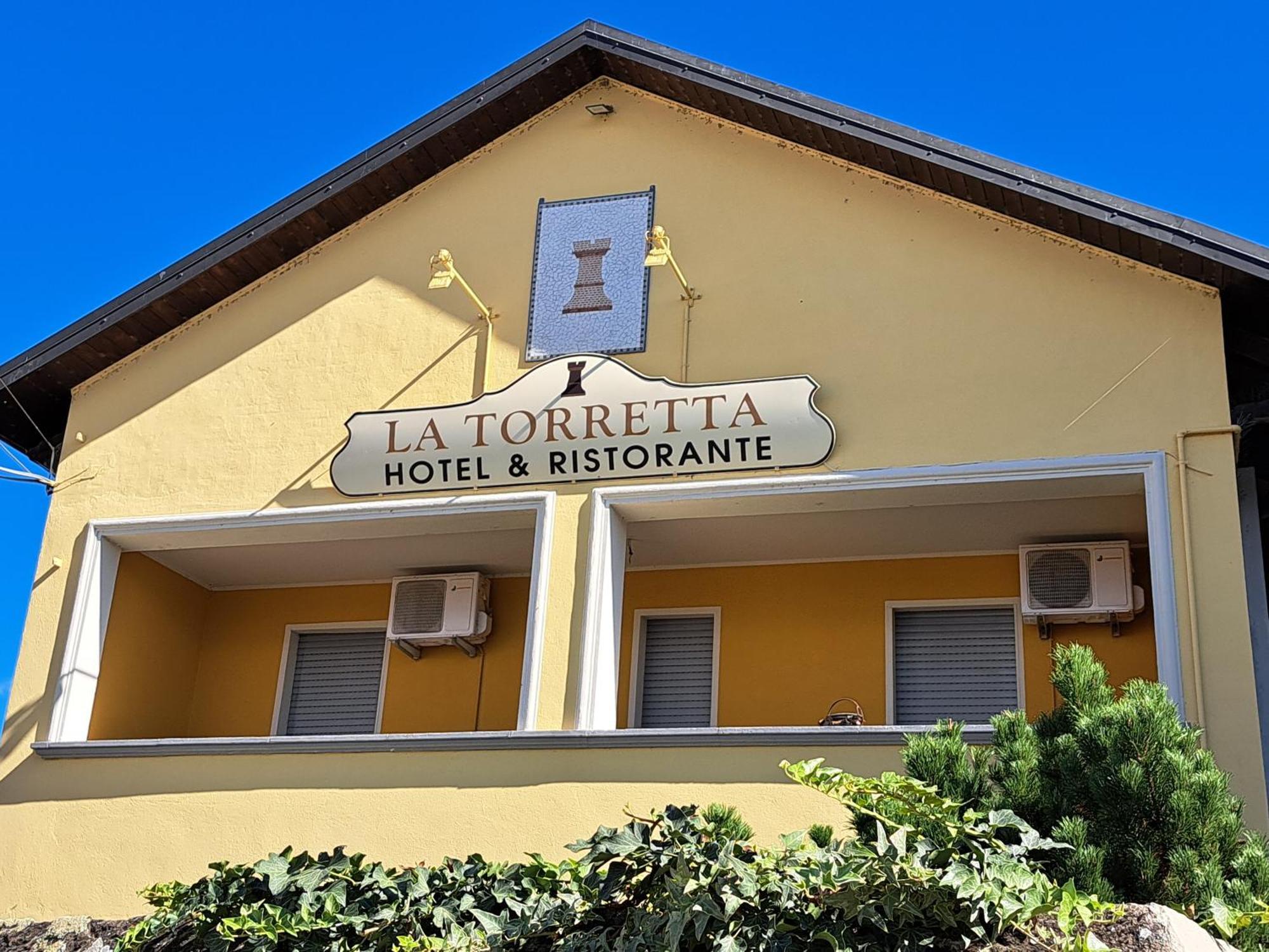 Hotel Ristorante La Torretta Bianze Exterior photo