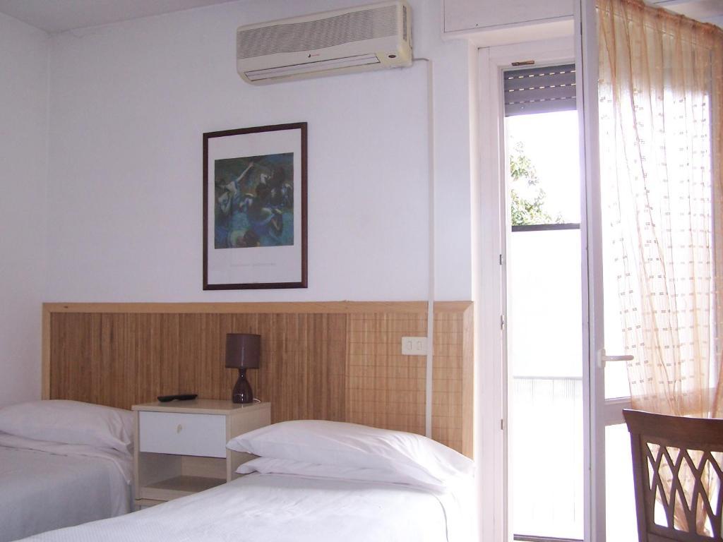 Hotel Ristorante La Torretta Bianze Room photo
